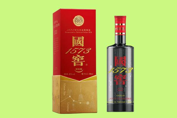 吴忠盐池县回收国窖1573.jpg